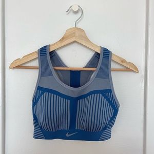 NEW NIKE Crop Top Sports Bra Flyknit in Blue Size: S
